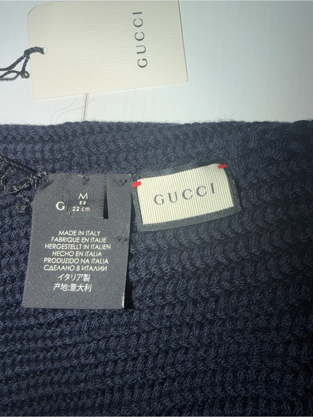Gucci Black Knit Beanie with Embroidered Tiger - Picture 8 of 11